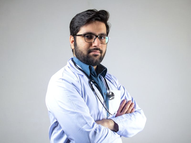Friendly healthcare professional ready to help with your insurance and recovery journey